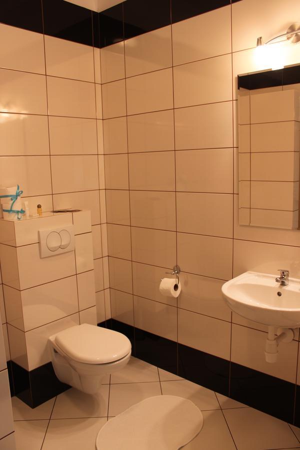 Gosciniec Legenda Hotel Wyszogrod Exterior foto